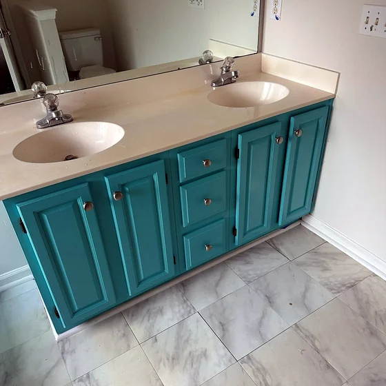 Bathroom vanity cabinet painting in the Charleston area